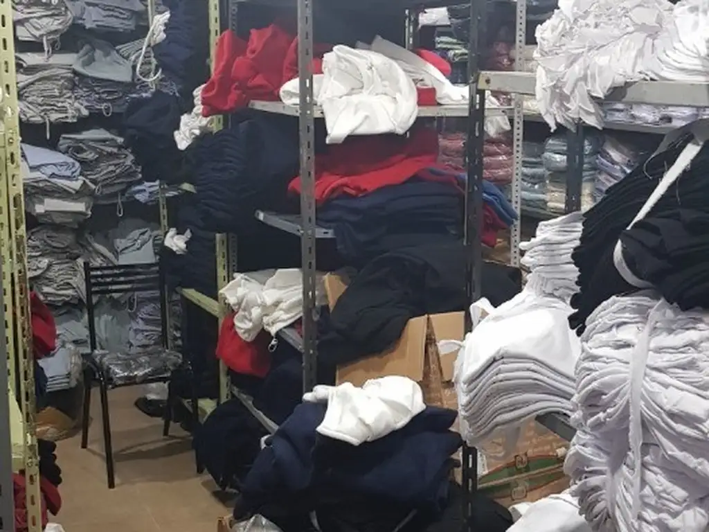 Foto de LOCAL AMPLIO CON GRAN DEPOSITO Y ESPACIO PARA TALLER TEXTIL, imagen 5