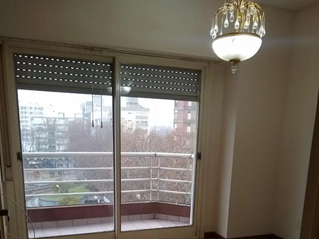 Foto de S. MARTIN CENTRO SEMIPISO 3 AMB. C/BALCÓN CORRIDO AL FTE., imagen 4