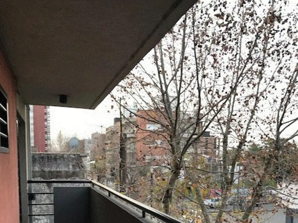 Foto de DEPTO 2 AMB. CENTRICO. CON COCHERA. MUY BUENO!!, imagen 3