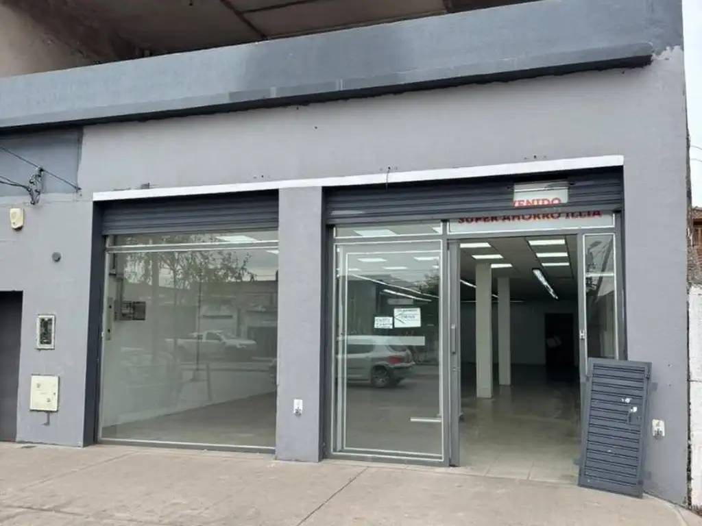 Foto de ALQUILER LOCAL COMERCIAL EN SAN MIGUEL RUTA 8, imagen 4