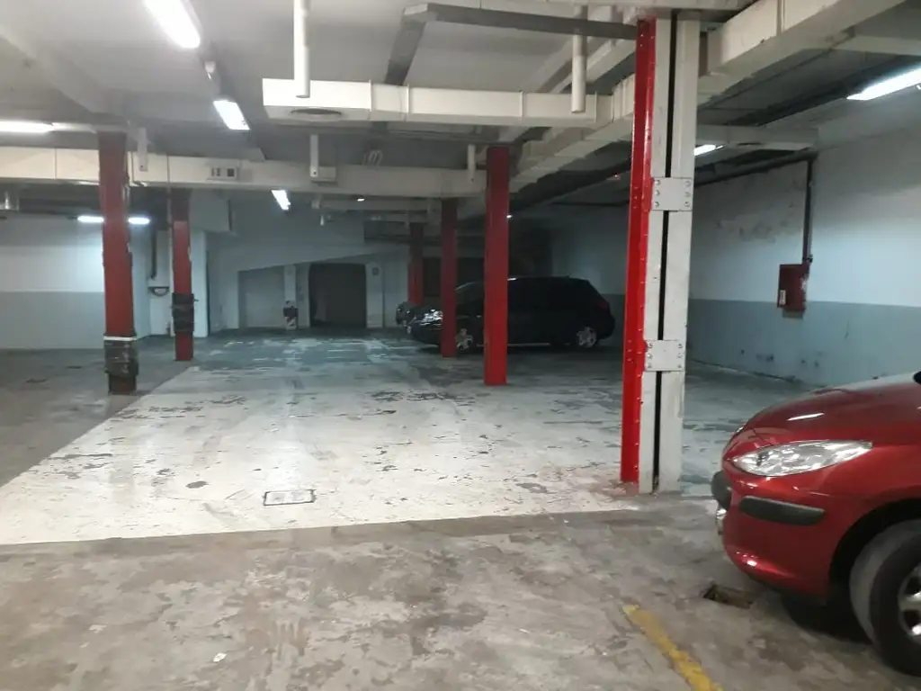 Foto de Local 670 M2 En Subsuelo, oficina Y Baño, Oportunidad!!!!, imagen 1