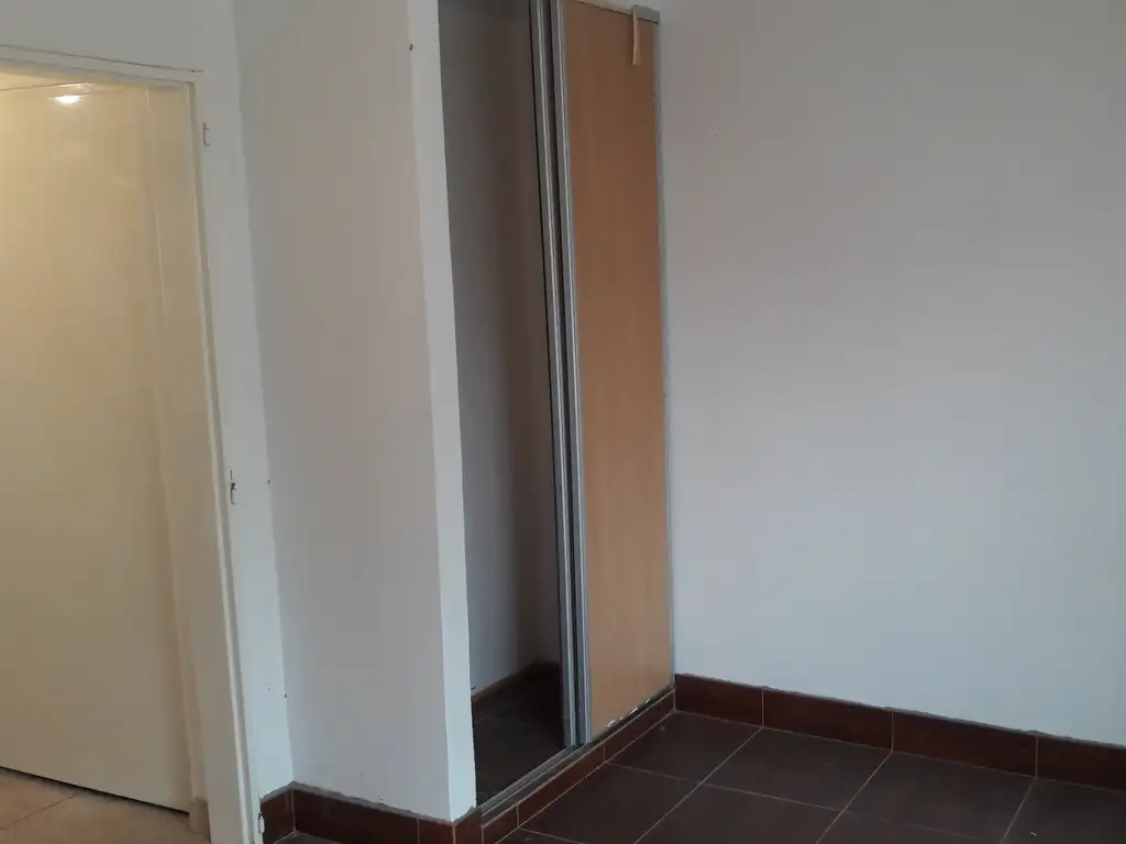 Foto de Excelente 2 ambientes semipiso, imagen 2