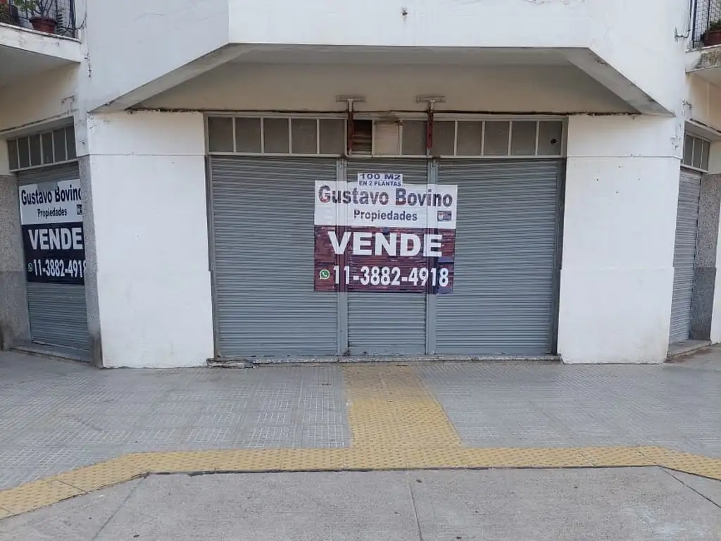 Foto de Gran local comercial con excelente amplitud de 100m2 y múltiples usos, imagen 1