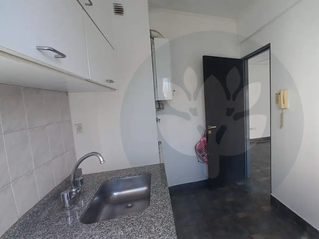 Foto de DEPTO 1 DORM C/COCHERA EN ALQUILER - 14 e/46 y 47 - DANIEL JAKUS, imagen 5