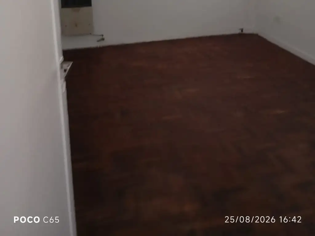 Foto de ALQUILER DEPARTAMENTO 3 AMBIENTES CON DEPENDENCIAS, imagen 4