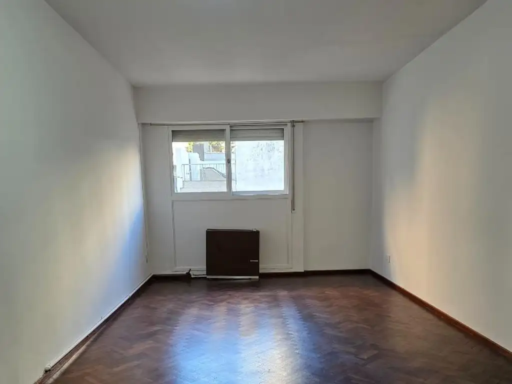Foto de DEPARTAMENTO DOS DORMITORIOS EN BV. OROÑO, imagen 5