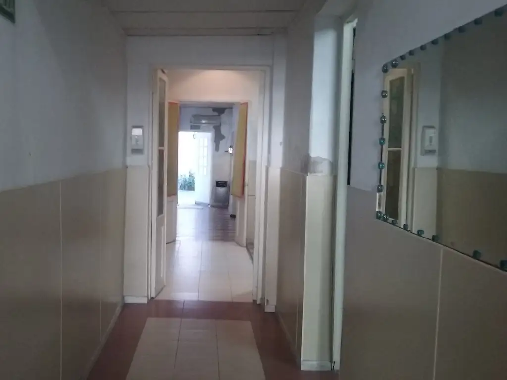 Foto de colegiales hermosa casa de 221m2, en una planta con patio y dos baños, imagen 2