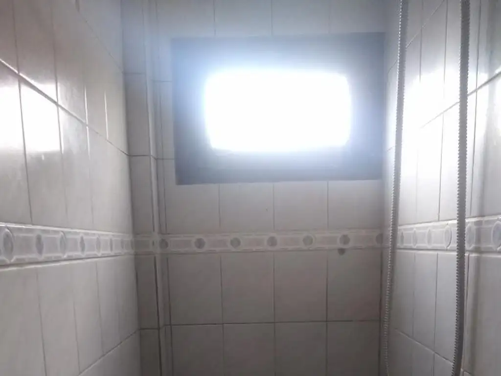 Foto de Alquiler en bloque. Chalet + dpto 3 ambientes con parque., imagen 5