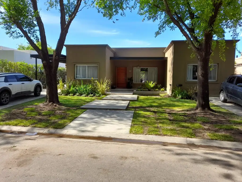 Foto de ALQUILER CASA 5 AMB CON PILETA BARRIO PRIVADO “LA COMARCA” – TIGRE, imagen 1