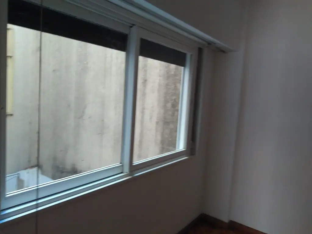 Foto de 2 Ambiente al Frente con Balcon y Baulera, imagen 3