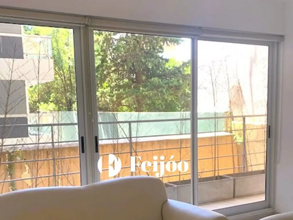 Foto de ALQUILER | Dpto. de 1 amb. amplio, divido, con balcón • Excelente, imagen 2