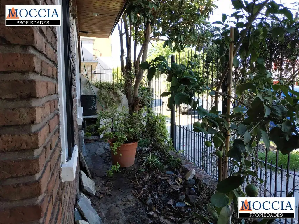 Foto de casa 4 amb un dormitorio en suite , jardin patio cochera cubierta, imagen 2