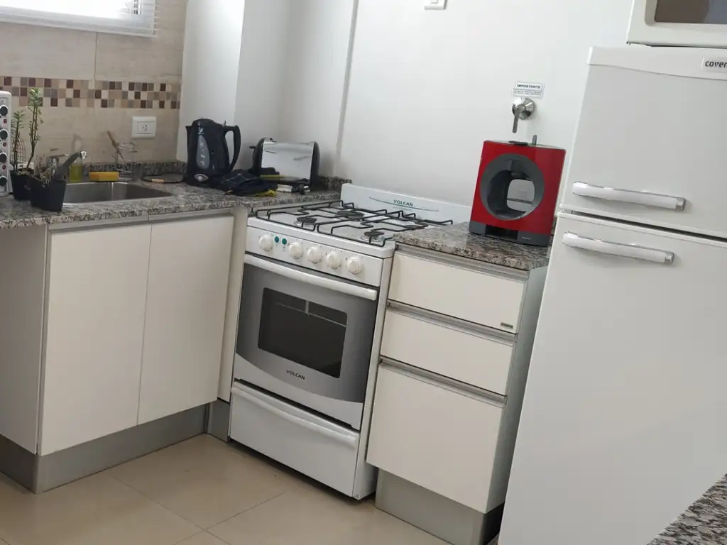 Foto de Dpto monoambiente super amplio divisible con placard a estrenar, imagen 3