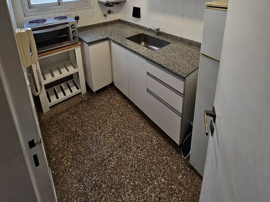 Foto de APTO PROFESIONAL Departamento 2 Ambientes con Cocina Independiente Baño, imagen 1