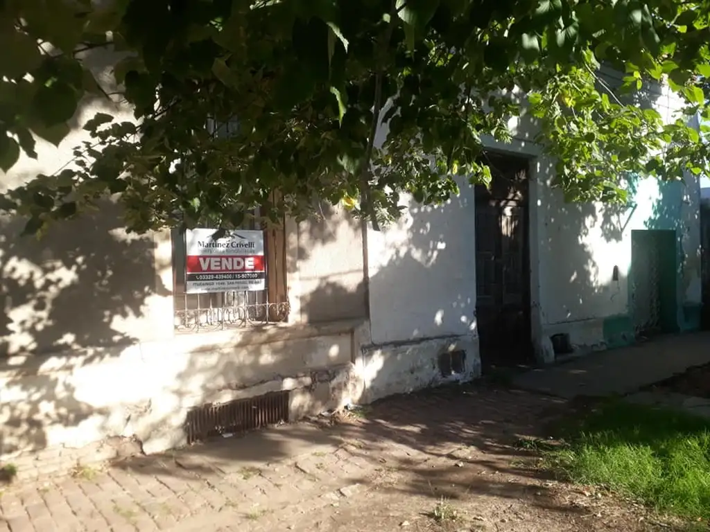 Foto de Antigua propiedad ubicada en la localidad de Santa Lucía, Partido de, imagen 2