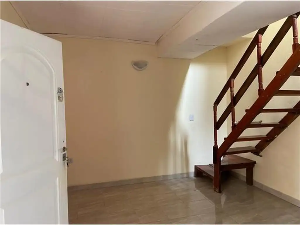 Foto de DEPARTAMENTO 3 AMBIENTES - ZONA CENTRO, PRESIDENTE ROQUE SÁENZ PEÑA, imagen 4