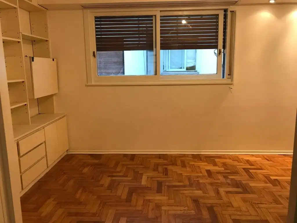 Foto de 2 amb interno, Living y Cocina amplios, buen placard en dormitorio,Avda, imagen 3