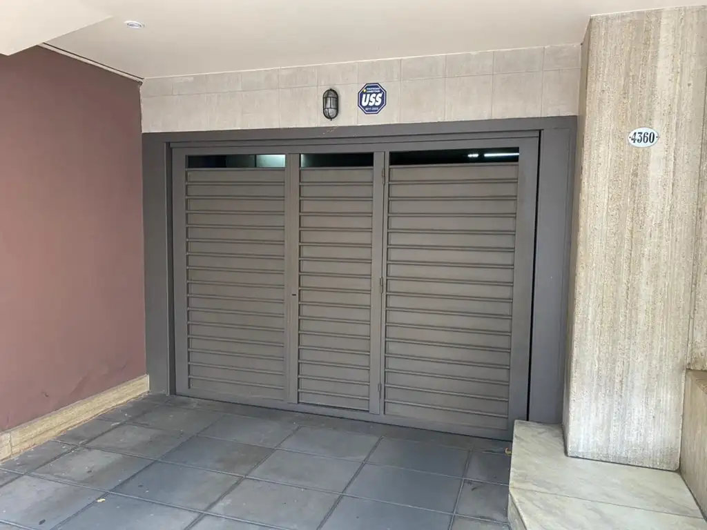 Foto de Venta Cochera sobre Av. San Juan y Av. La Plata, imagen 2