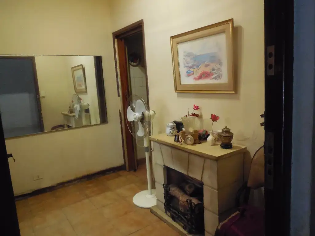 Foto de VENTA DEPARTAMENTO 3 AMBIENTES EN PLANTA BAJA AL FRENTE SIN EXPENSAS, imagen 4