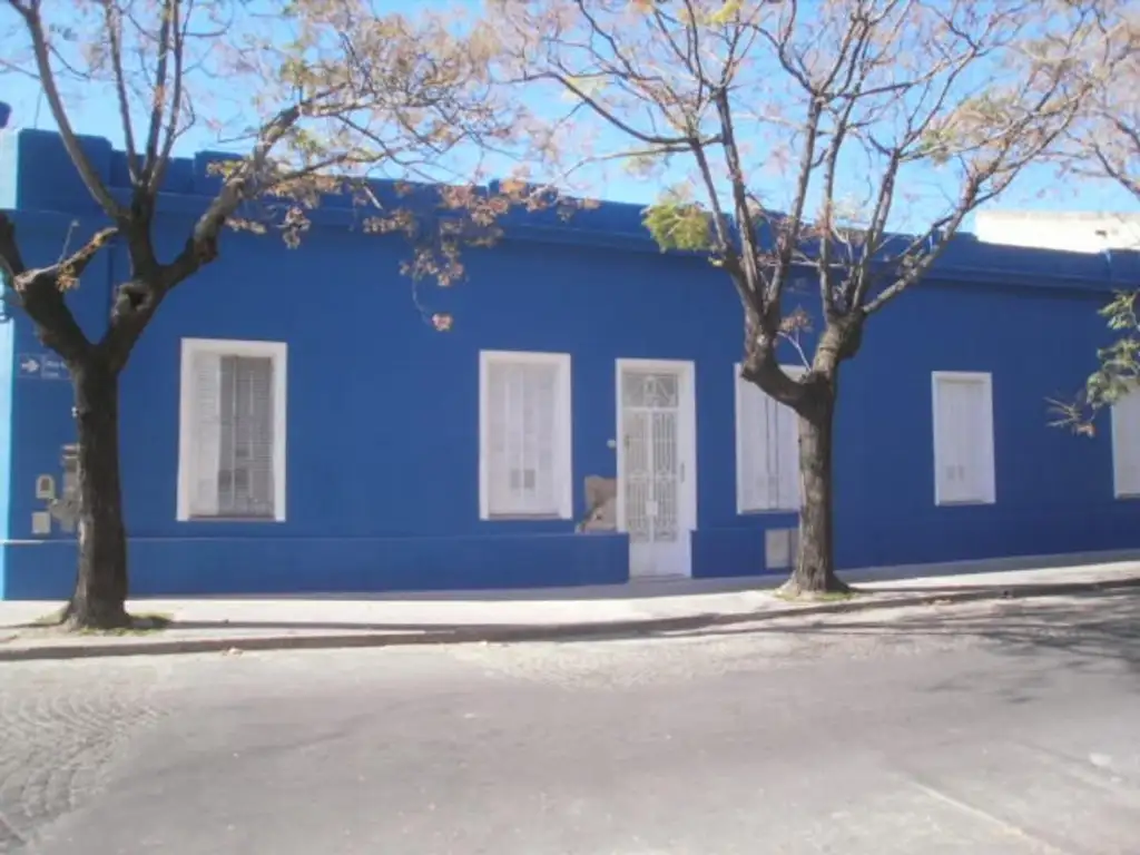 Foto de OPORTUNIDAD INVERSOR. propiedad en esquina, imagen 1