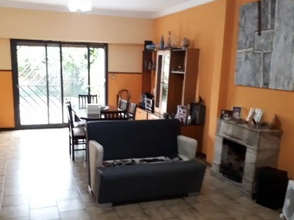 Foto de Casa 5 Amb Lote propio 2 plantas Fondo Garaje 3 bañ, imagen 2