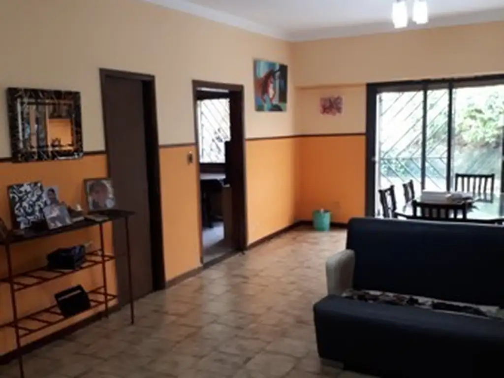 Foto de Casa 5 Amb Lote propio 2 plantas Fondo Garaje 3 bañ, imagen 3