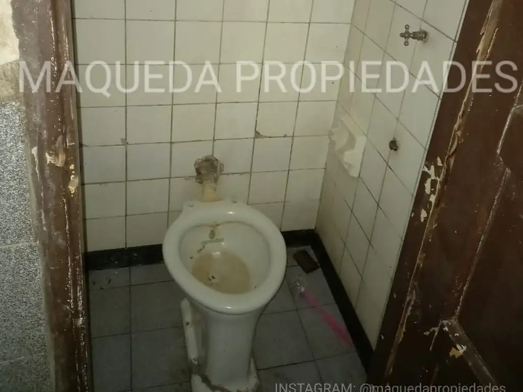Foto de LOCAL 50 M2 CON GAS SOBRE AV. OLIVERA PRECIO REBAJADO, imagen 5