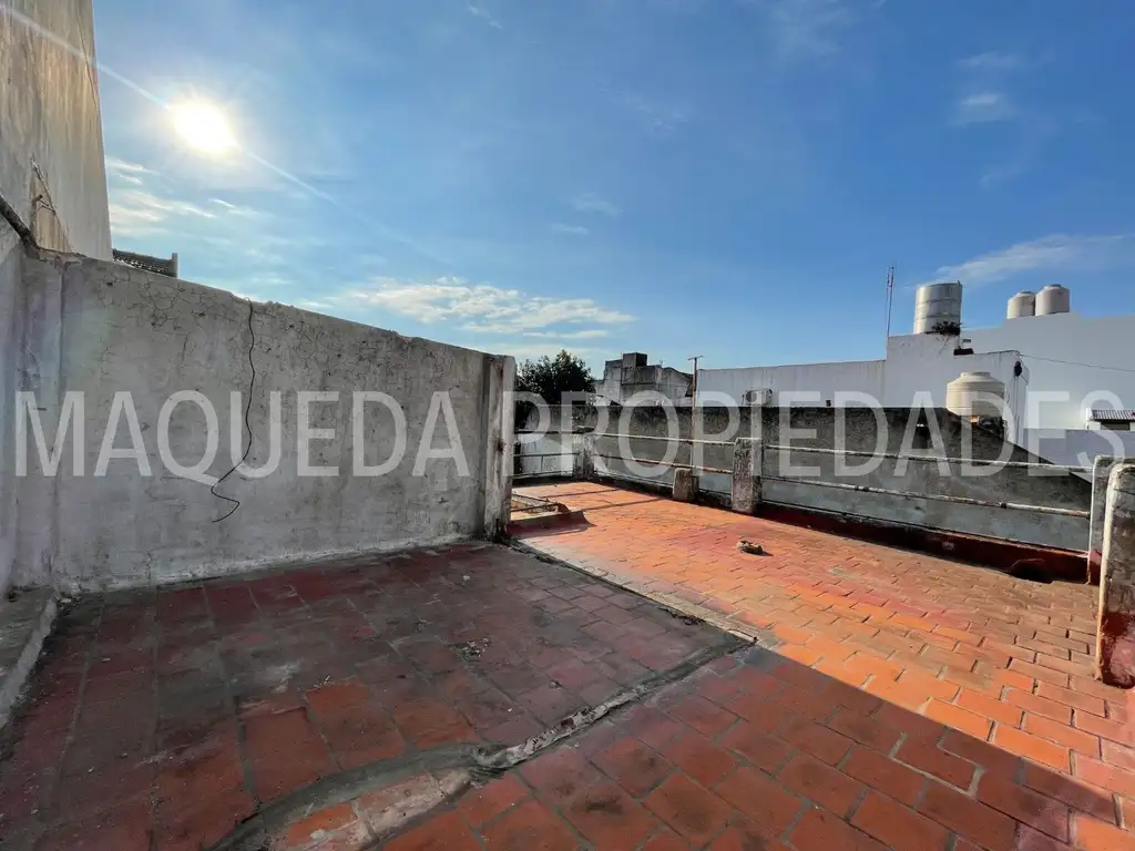 Foto de CASA CON DOS DEPARTAMENTOS EN BLOCK A ARREGLAR, imagen 5