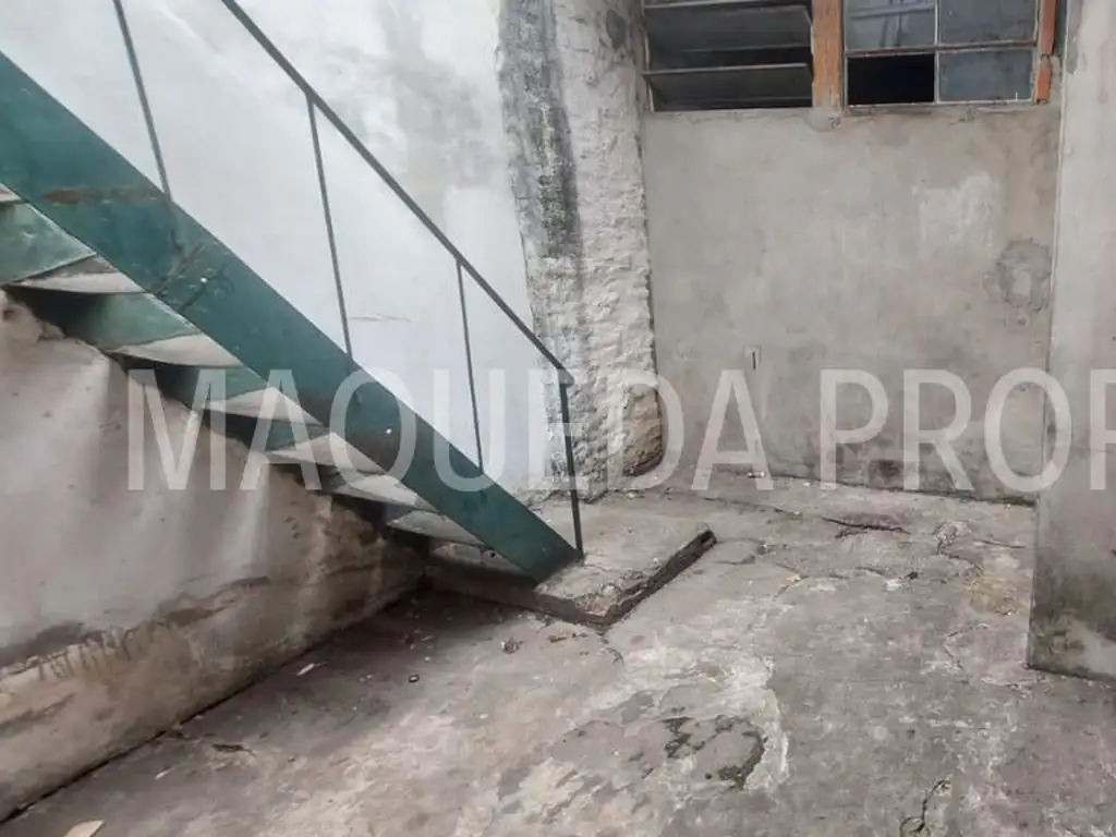 Foto de GALPON 180 M2 CON VIEVIENDA SOBRE 43 MTS LOTE E2, imagen 2