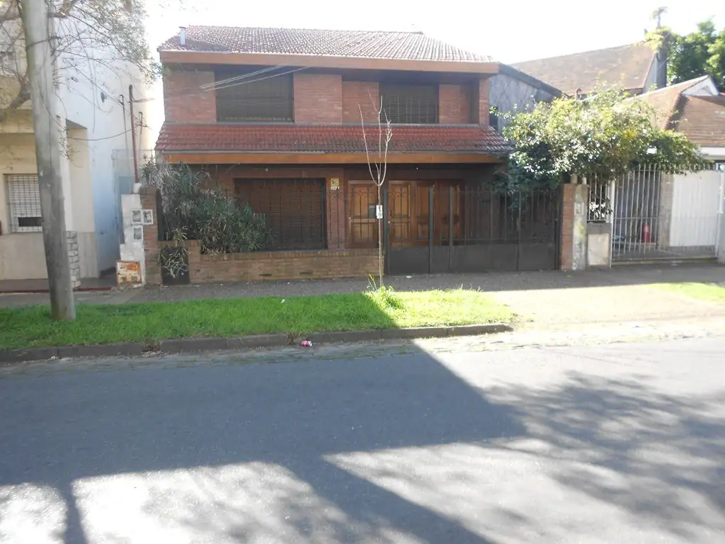 Foto de CHALET 4 AMB + PISCINA, imagen 2