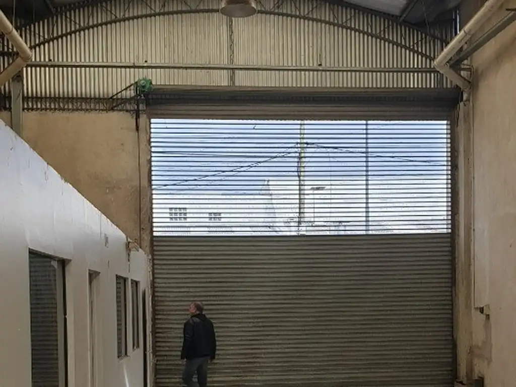 Foto de Excelente Galpon en alquiler de 8,66x47, imagen 4