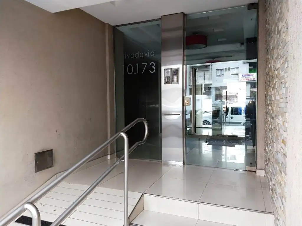 Foto de Departamento mono ambiente con balcón al Contra frente, imagen 1