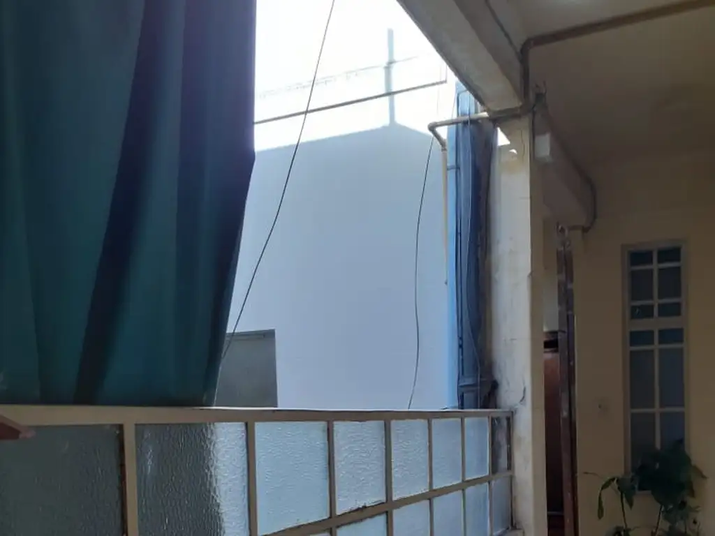 Foto de VENTA DPTO ARISTOBULO DEL VALLE AL 400., imagen 3
