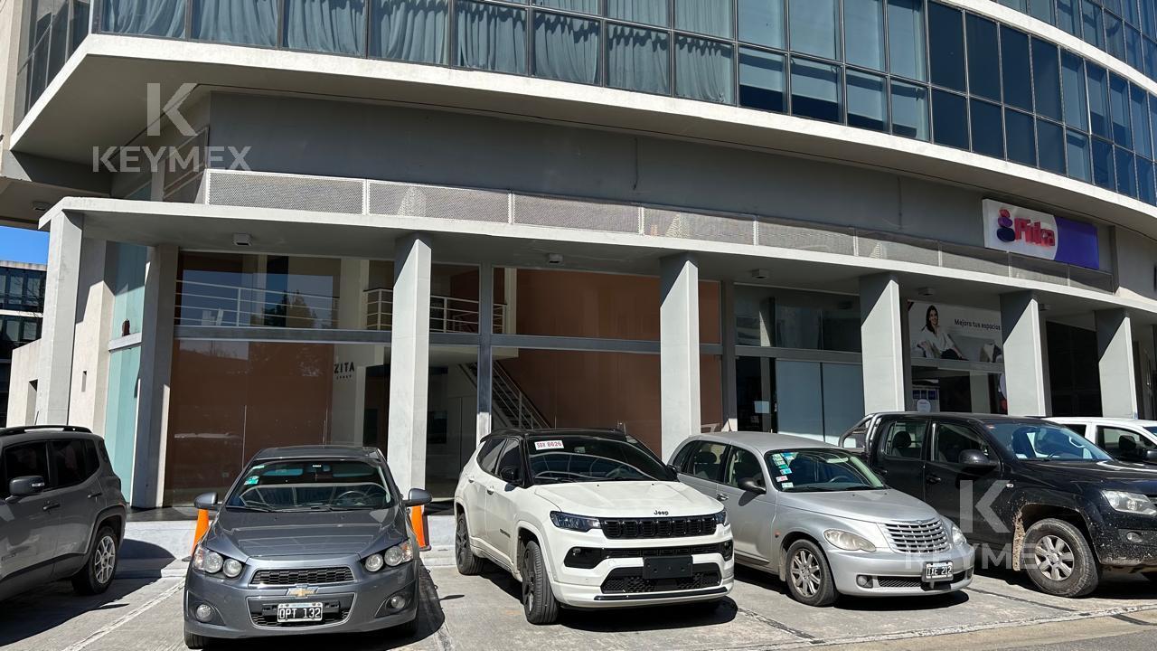 Alquiler - Local -CAMAÑO- 46 plaza