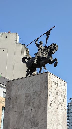 Monumento al Cid Campeador en la plazoleta de Caballito, Buenos Aires