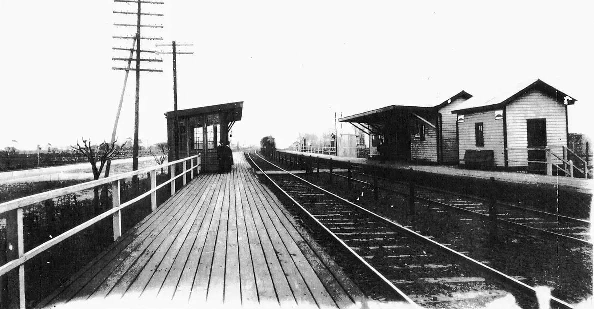 Fotografía histórica de la estación Ciudadela del Ferrocarril Sarmiento