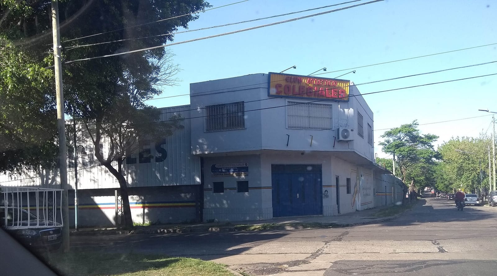 Fachada del Club Atlético Colegiales en Florida Oeste, Vicente López