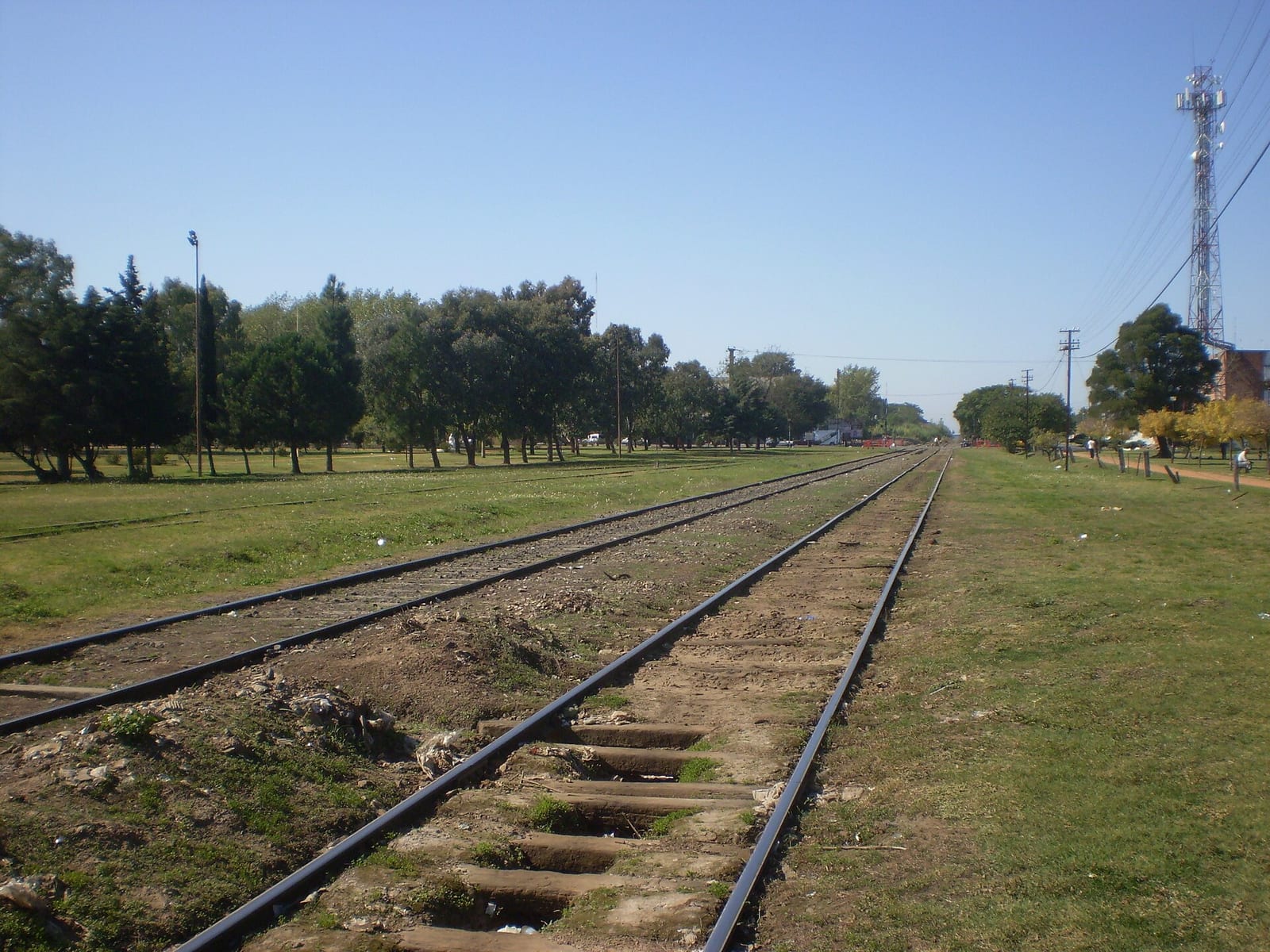 Calle típica de Garín, ciudad del Partido de Escobar en el norte bonaerense