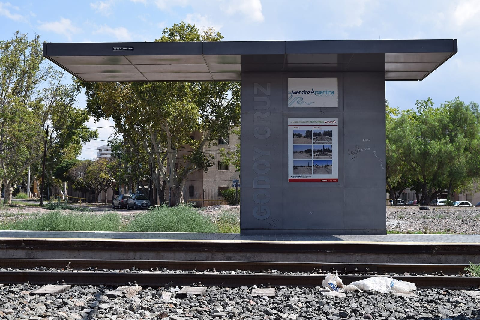 Parador Godoy Cruz del Metrotranvía de Mendoza