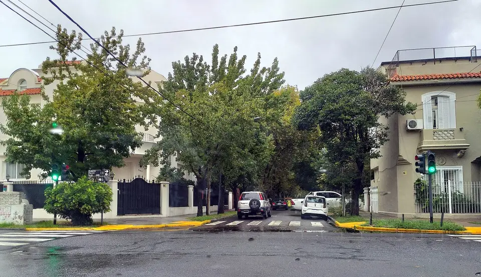 Esquina de Rawson y Acassuso en La Lucila, Vicente López