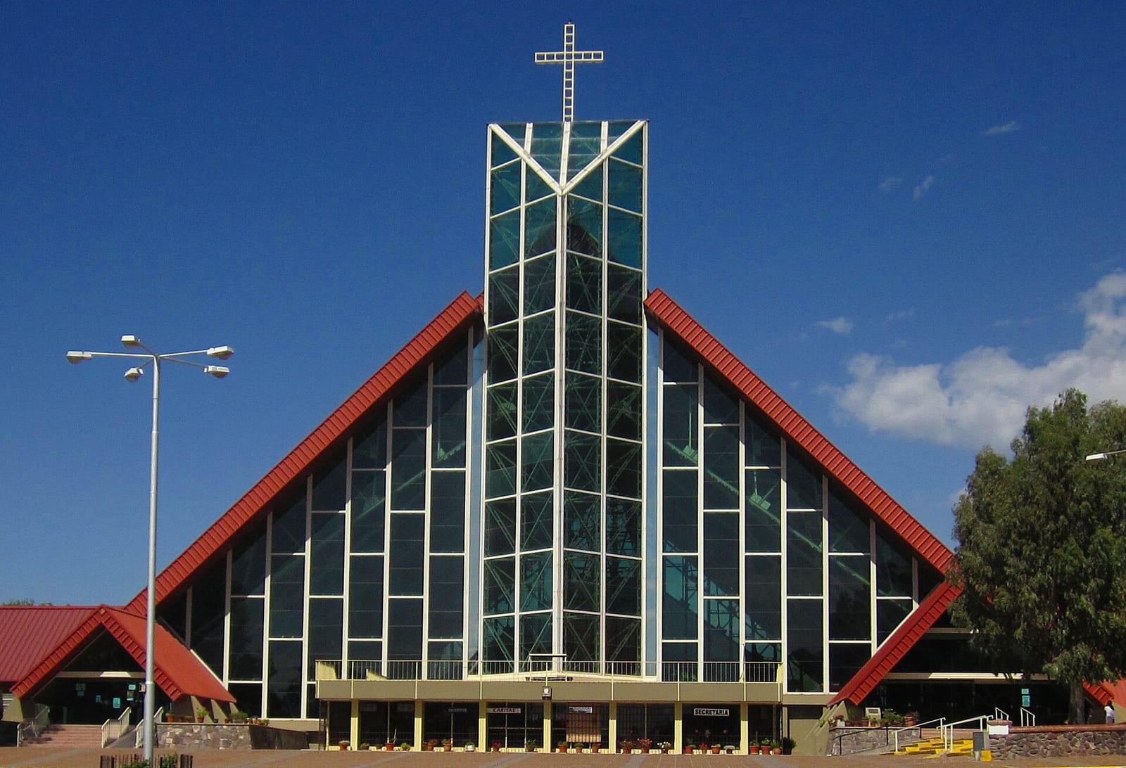 Iglesia de cristal Nuestra Señora de Lourdes, El Challao, Las Heras, Mendoza