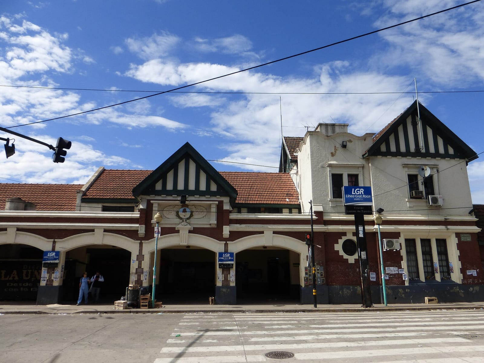 Fachada de la estación Lomas de Zamora del Ferrocarril Roca, eje histórico de la ciudad