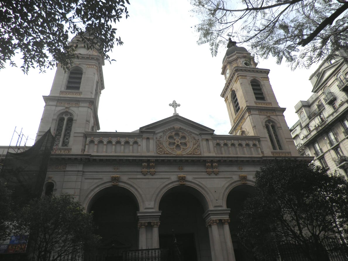 Iglesia Nuestra Señora de Balvanera, monumento histórico en el corazón de Once