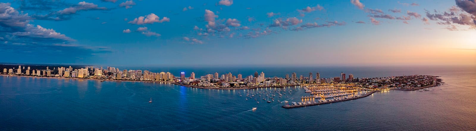 Skyline panorámico de la Península de Punta del Este