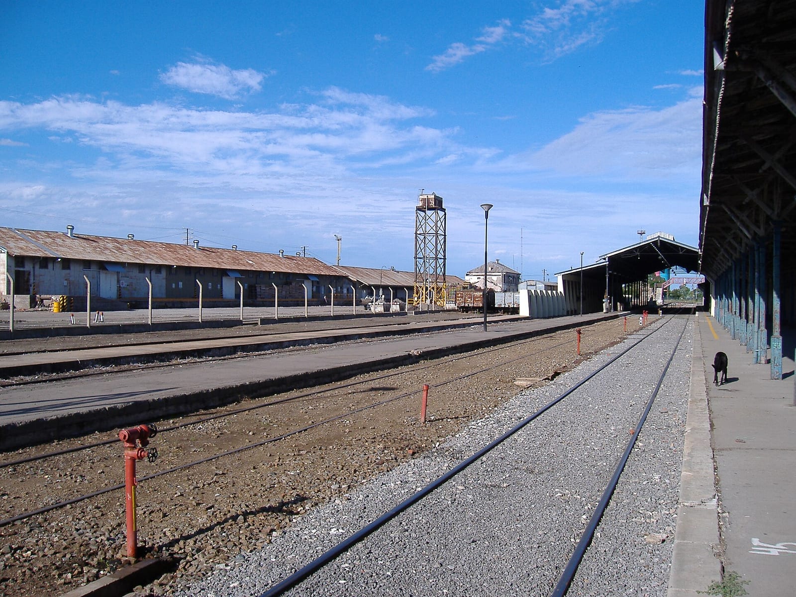 Estación Rosario Norte, nodo ferroviario histórico del barrio Pichincha, hoy Centro Cultural municipal
