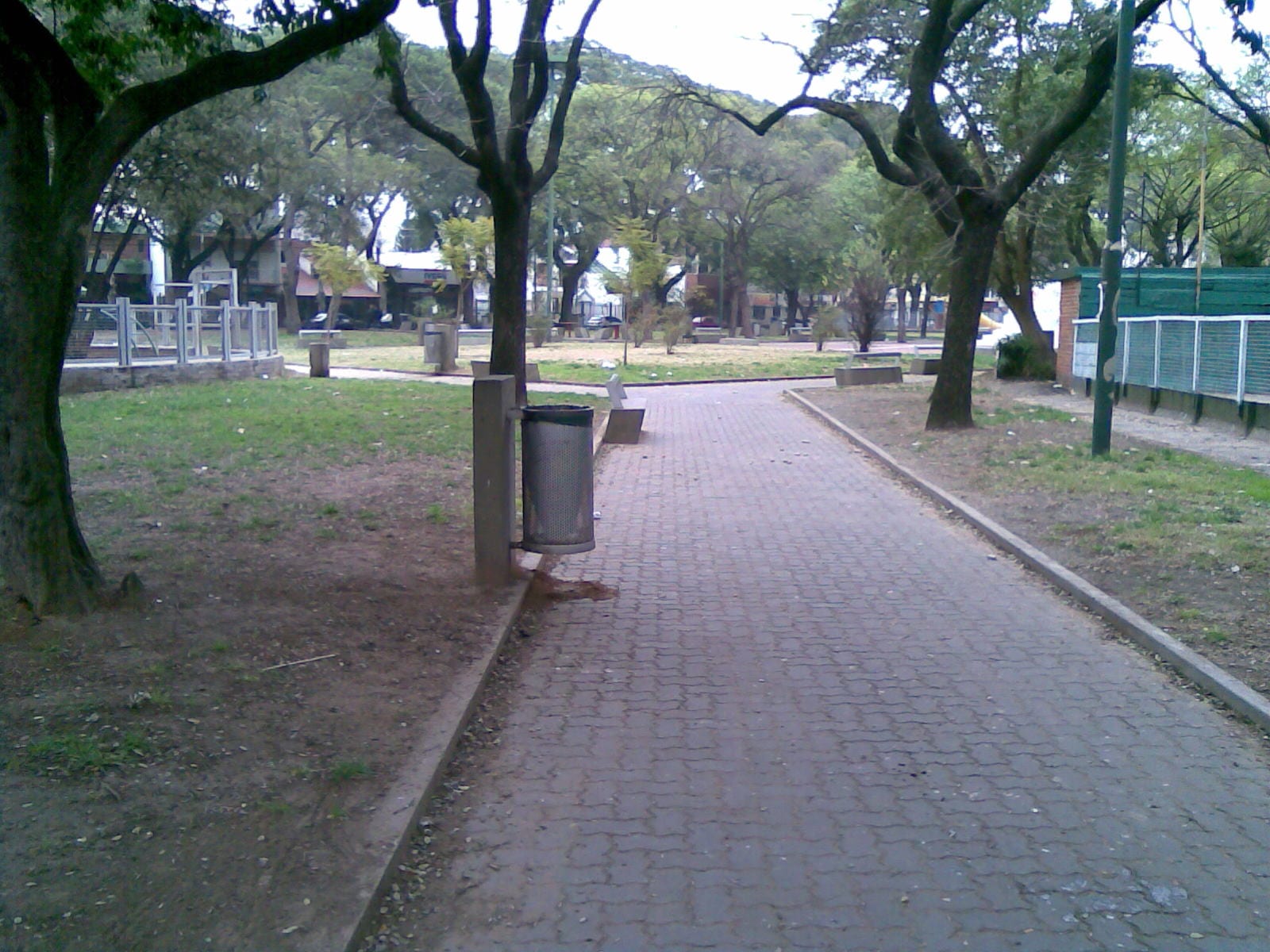 Plaza Sudamérica, principal espacio verde de Villa Riachuelo