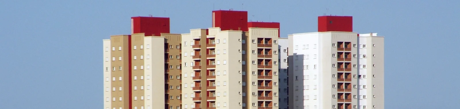 Fachada y foto principal de Torres Sarmiento