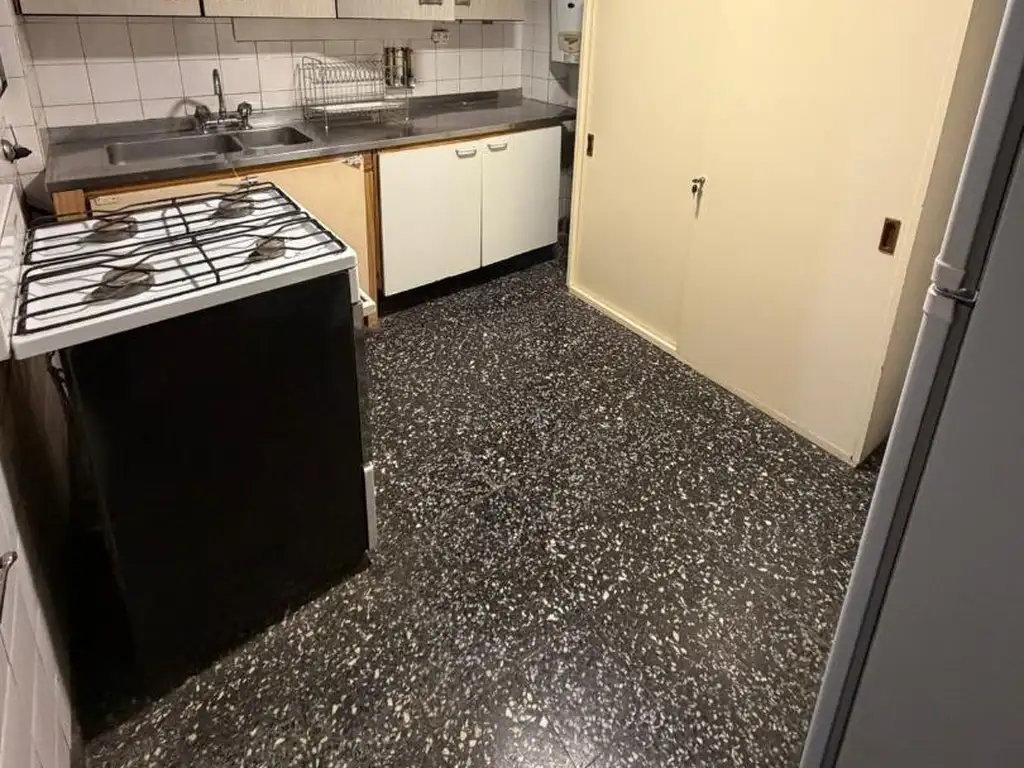 Foto de DEPARTAMENTO EN ESQUINA DE PASTEUR Y TUCUMAN- APTO CREDITO-, imagen 5