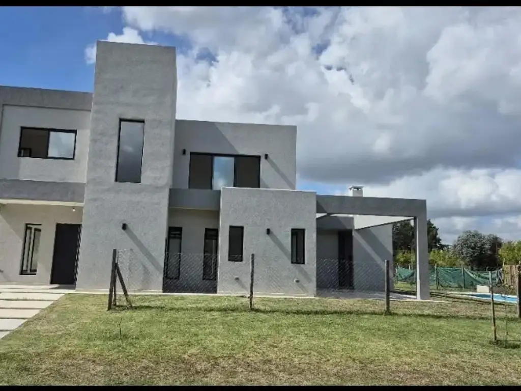Foto de venta en Pilar del Este, Santa Elisa, imagen 2